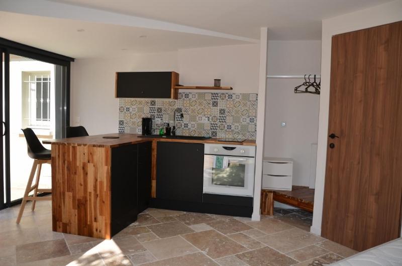Logis Neuf Equipe/piscine/spa/sauna/gym Heyrieux